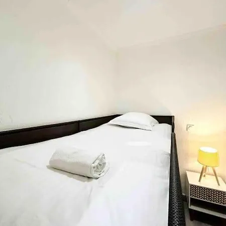 Le Cocon Tanit - 4 Prs - Piscine - 5 Min Plages Apartamento